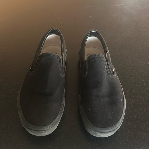 Vans Classic Black Slip- ons Men’s Size 7.5 - Picture 1 of 2
